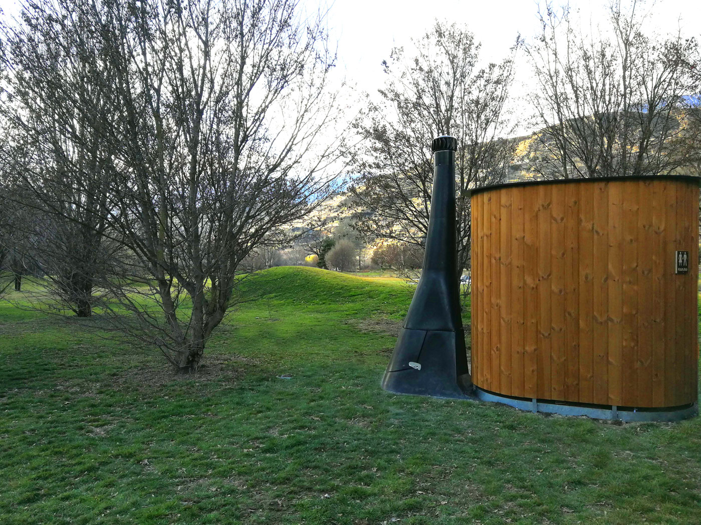 bagno pubblico ecosostenibile Golf Club de Sion